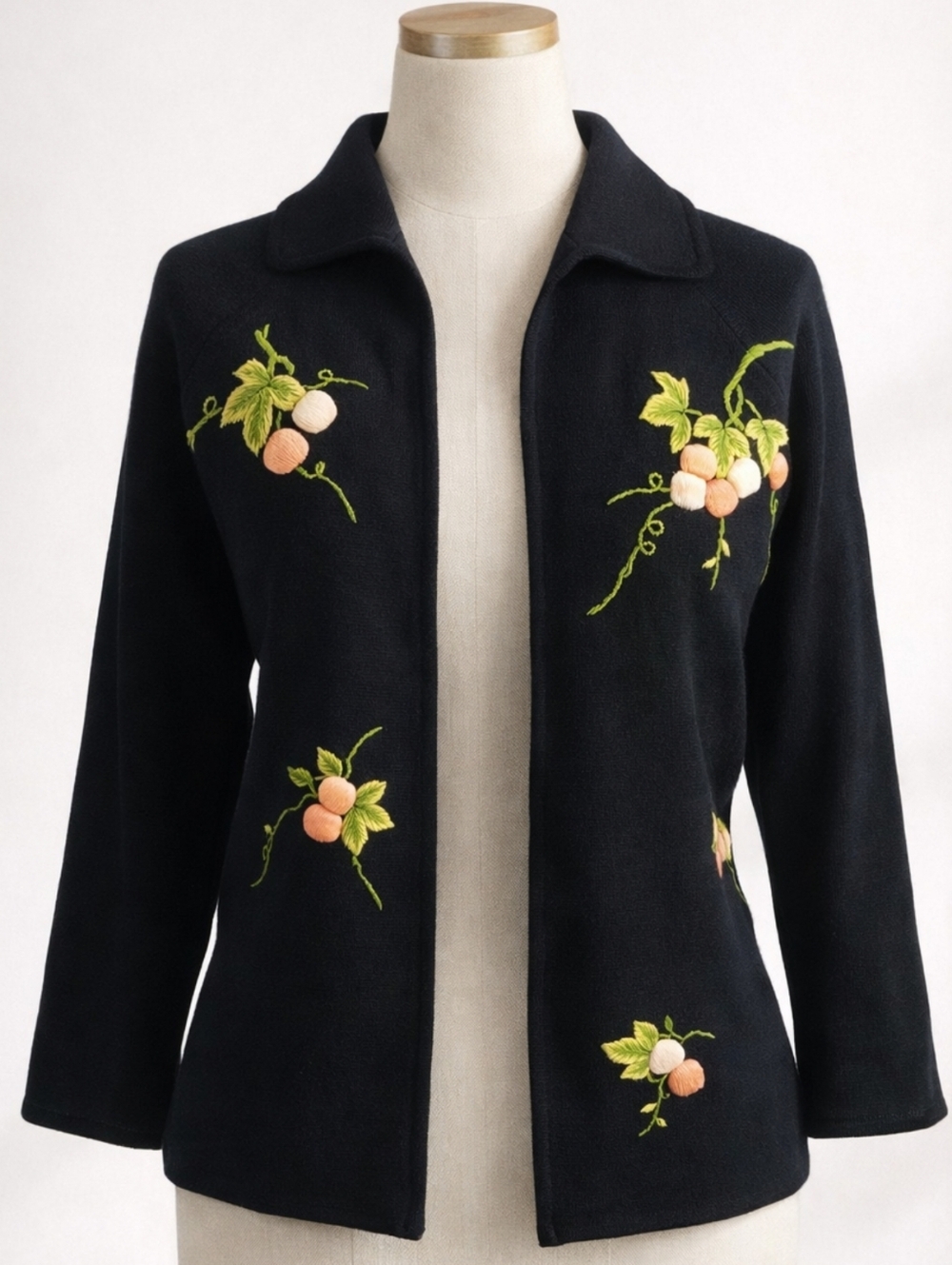 Vintage BANFF Embroidered Pumpkin Cardigan Sweater Wool Black Fall 50s 60s M 10